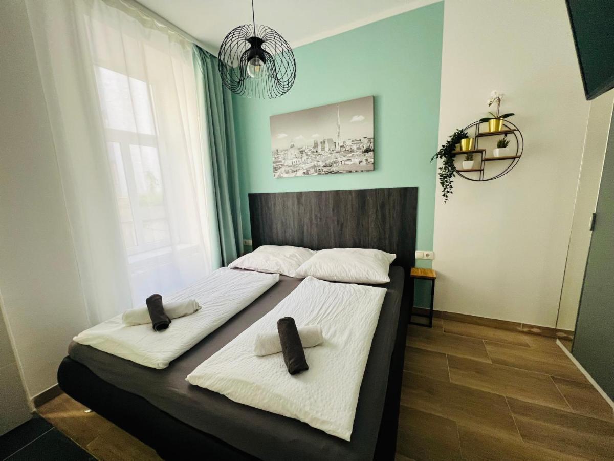 וינה Modernes Kleines Mini Appartment מראה חיצוני תמונה