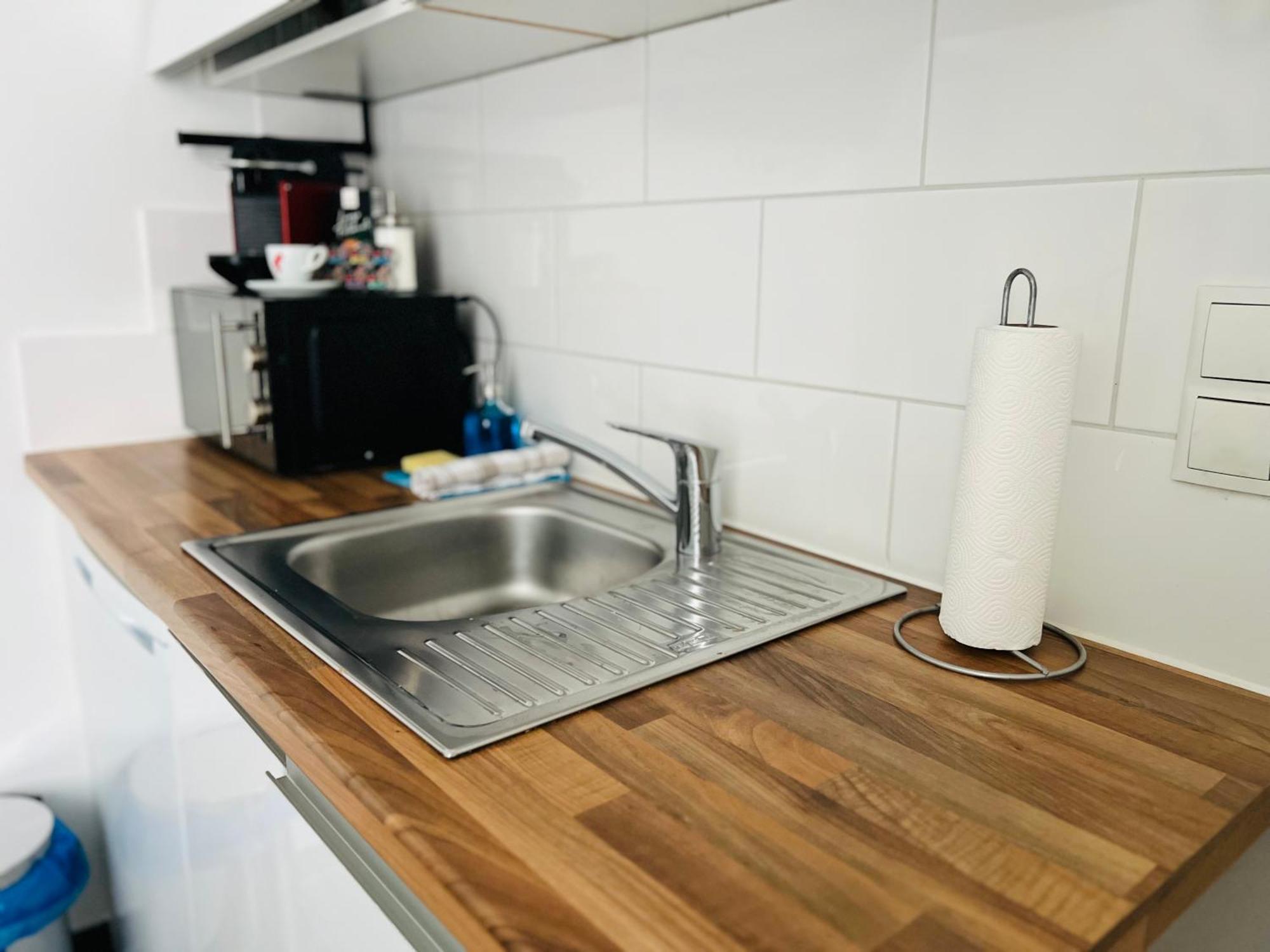 וינה Modernes Kleines Mini Appartment מראה חיצוני תמונה